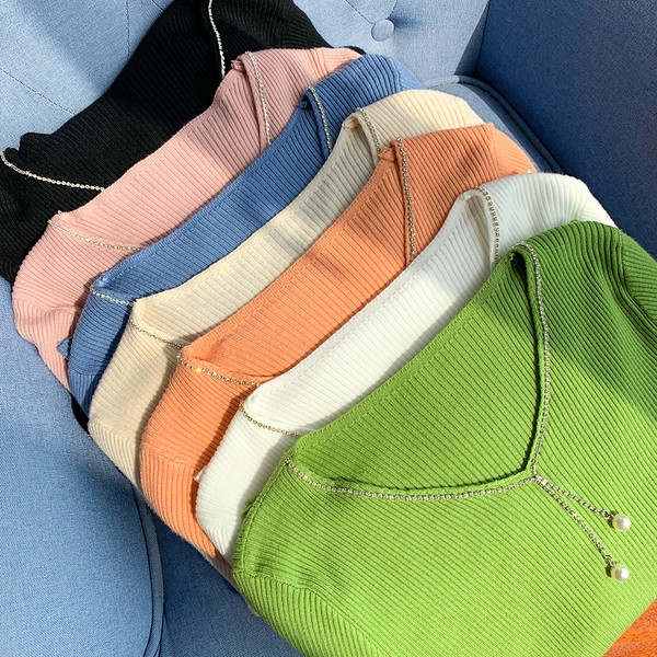 Μοντέρνα γυναικεία μπλούζα με πέρλες και V-neck σε διάφορα χρώματα