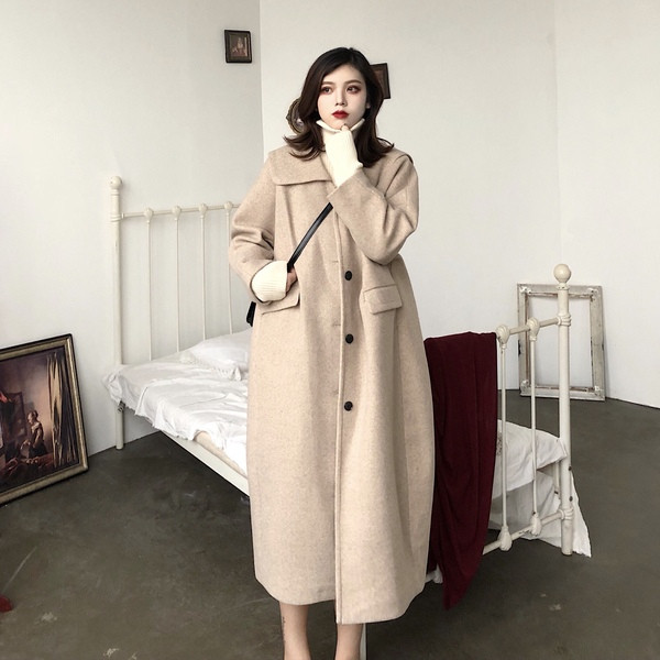 Palton lung și lat de damă de culoare bej