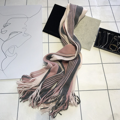 Γυναικείο μακρύ χειμερινό κασκόλ με κρόσσια σε έξι χρώματα