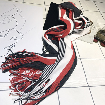 Γυναικείο μακρύ χειμερινό κασκόλ με κρόσσια σε έξι χρώματα