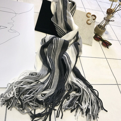 Γυναικείο μακρύ χειμερινό κασκόλ με κρόσσια σε έξι χρώματα