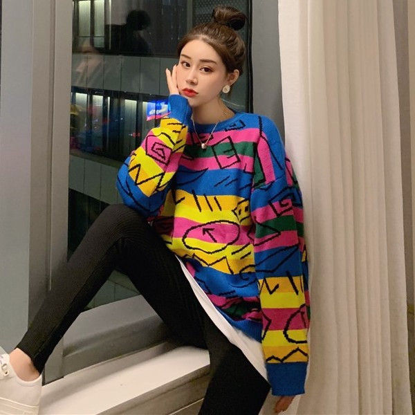 Γυναικείο ριγέ μακρύ πουλόβερ με γράμματα