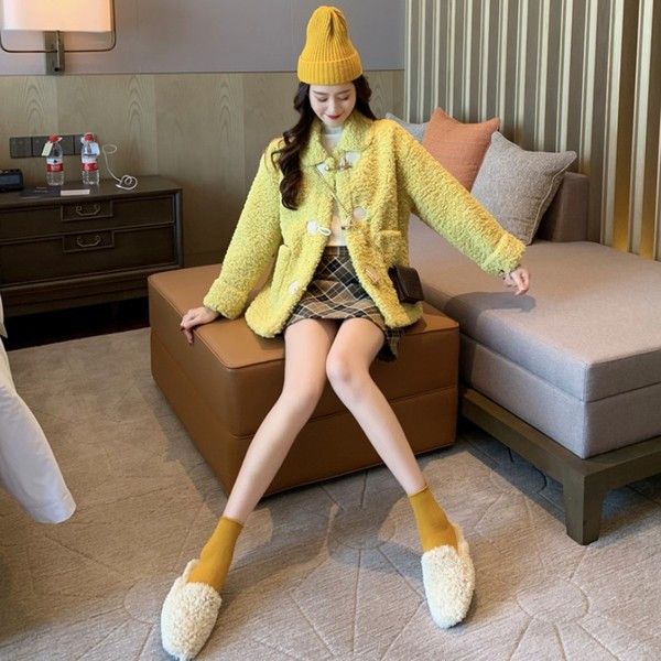 Női pehelykabát sárga, zöld és bézs színben