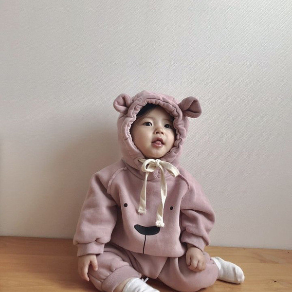 Modern baba overall rózsaszín és bézs színű kapucnival