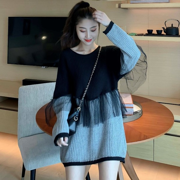 Pulover lung de dama de culoare gri-negru cu tul