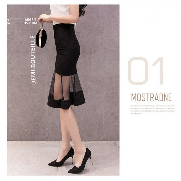 Modern női szoknya magas derékkal, piros és fekete színben