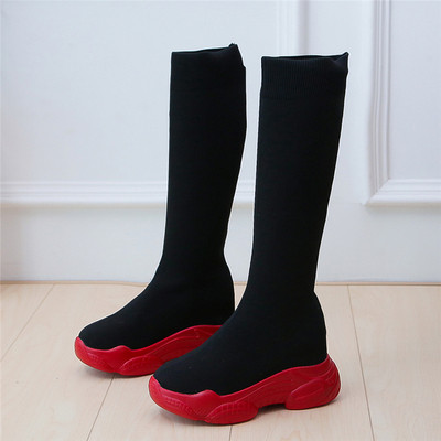 Γυναικείες μπότες  σε μαύρο, κόκκινο και λευκό χρώμα με ψηλή πλατφόρμα