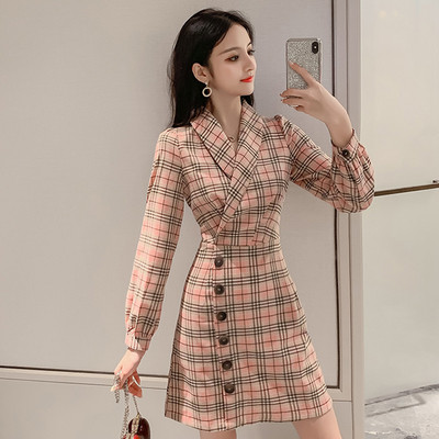 Modern női kockás ruha gombokkal és hosszú ujjú három színben