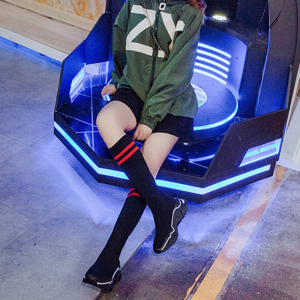 Γυναικείες μοντέρνες μπότες με ψηλή πλατφόρμα