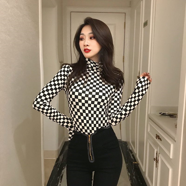 Γυναικεία μπλούζα με μοτίβο 