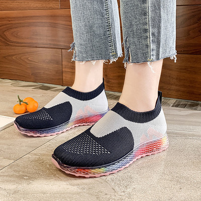 Női alkalmi tornacipő gumi talppal, két színben