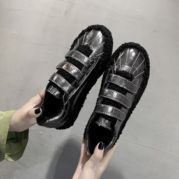 Νέο μοντέλο γυναικεία χειμωνιάτικα πάνινα παπούτσια με  λουράκια βελκρό σε διάφορα χρώματα