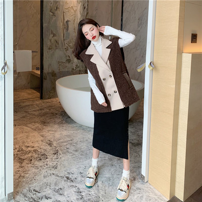 Μακρύ κομψό γιλέκο με γούνα και κουμπιά σε δύο χρώματα