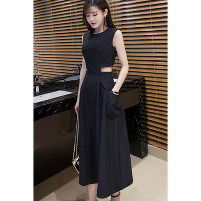 Μοντέρνο μακρύ γυναικείο φόρεμα με κομμένα μοτίβα σε κόκκινο και μαύρο χρώμα