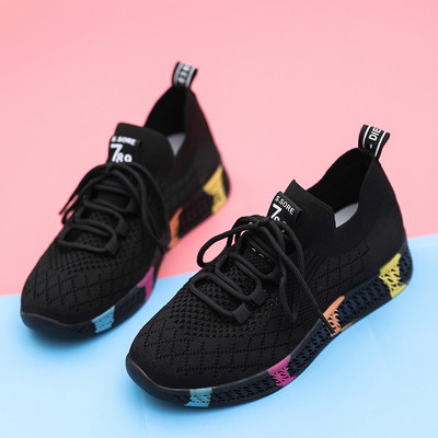 Casual γυναικεία αθλητικά παπούτσια με χρωματιστή πλατφόρμα