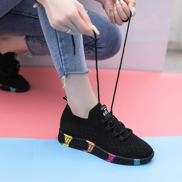 Casual γυναικεία αθλητικά παπούτσια με χρωματιστή πλατφόρμα