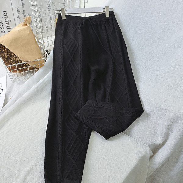 Плетен дамски панталон с еластична талия в няколко цвята