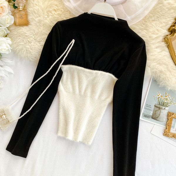 Καθημερινή  γυναικεία μπλούζα με οβάλ λαιμόκοψη σε τέσσερα χρώματα και μακρύ μανίκι