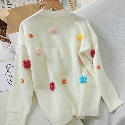 Γυναικείο Πουλόβερ με τρισδιάστατα στοιχεία σε διαφορετικά χρώματα