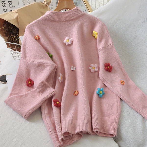 Γυναικείο Πουλόβερ με τρισδιάστατα στοιχεία σε διαφορετικά χρώματα