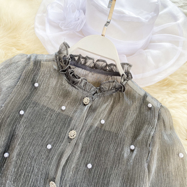 Modern női ing magas gallérral és gyöngyökkel, három színben