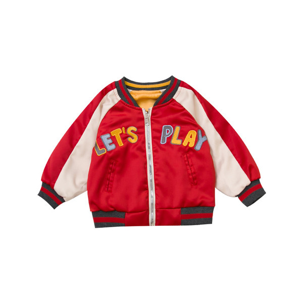 Új modell őszi gyerek kabát rátéttel fiúknak - két arc