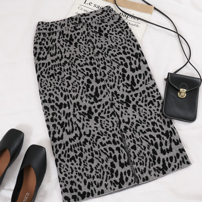 Fusta de dama moderna cu talie inalta si cu fanta in trei culori