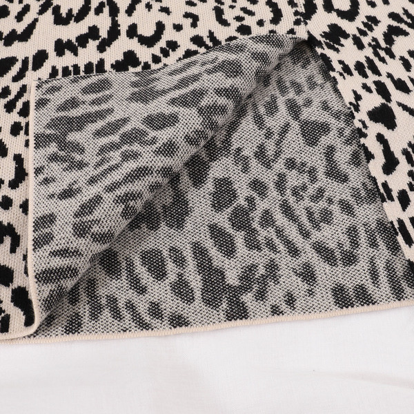 Fusta de dama moderna cu talie inalta si cu fanta in trei culori