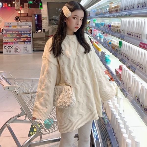 Hosszú, vastag pulóver fehér és rózsaszín színben