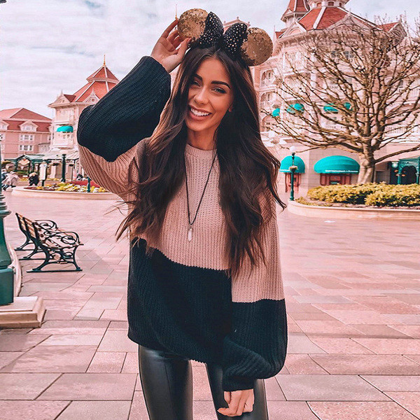 Pulover de dama modern cu maneci largi si decolteu rotund in mai multe culori