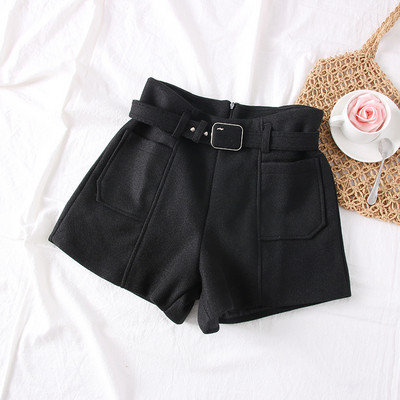 Új modell női rövidnadrág övvel és zsebekkel barna, fekete és bézs színben
