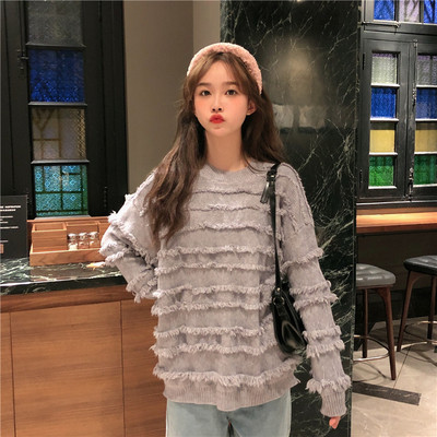 Γυναικεία casual μπλούζα σε διάφορα χρώματα με οβάλ ντεκολτέ