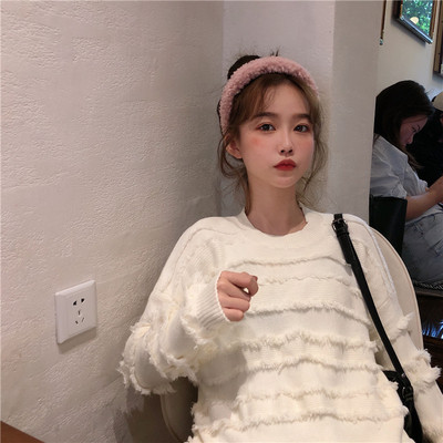 Γυναικεία casual μπλούζα σε διάφορα χρώματα με οβάλ ντεκολτέ