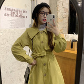 Palton lung și subțire de damă modern de culoare verde