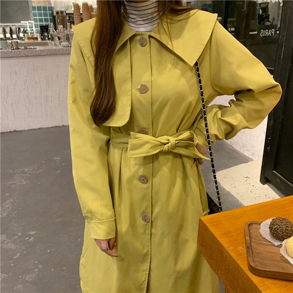 Palton lung și subțire de damă modern de culoare verde