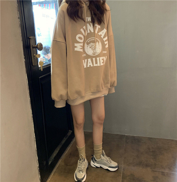 Γυναικείο casual φούτερ σε τέσσερα χρώματα με γράμματα