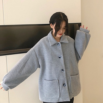 Γυναικεία καθημερινή ζακέτα σε δύο χρώματα με κουμπί