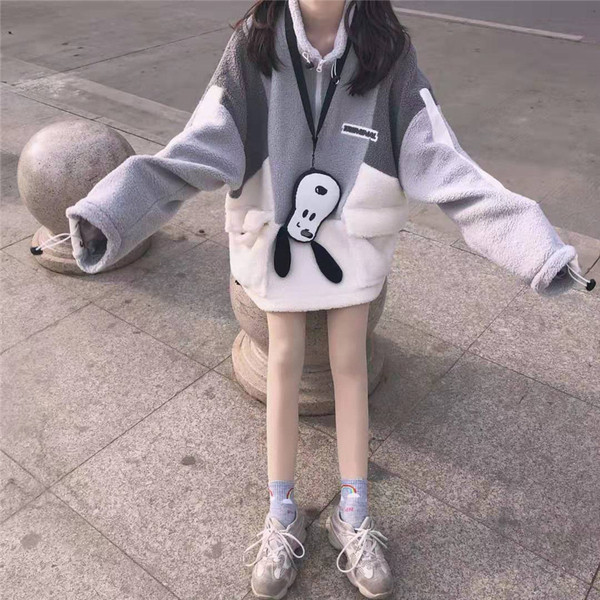 Γυναικείο απαλό φούτερ με τσέπες