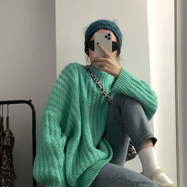 Pulover de damă modern în verde și roz