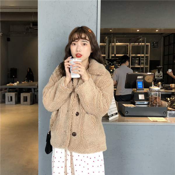 Γυναικεία απαλή ζακέτα σε δύο χρώματα με τσέπες