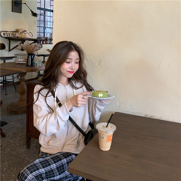 Hanorac scurt casual de dama in mai multe culori cu fermoar