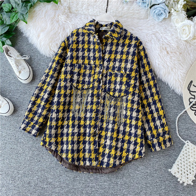 Palton de dama in carouri cu guler clasic in doua culori