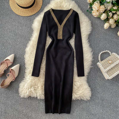 Rochie moderna de dama cu decolteu spitz in mai multe culori