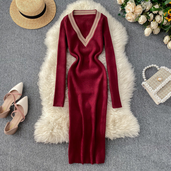 Rochie casual de dama cu decolteu spitz in mai multe culori