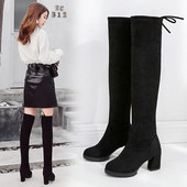 Γυναικείες μπότες σουέτ με τακούνια σε μαύρο χρώμα