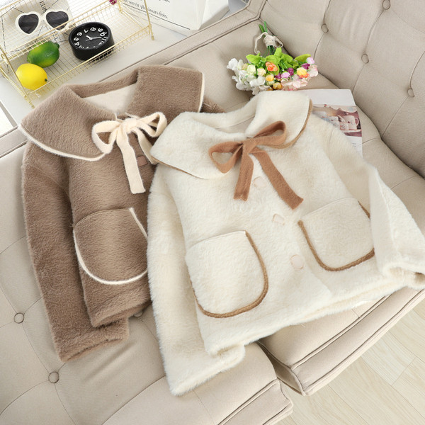 Късо дамско палто палто с панделка и копчета в няколко цвята