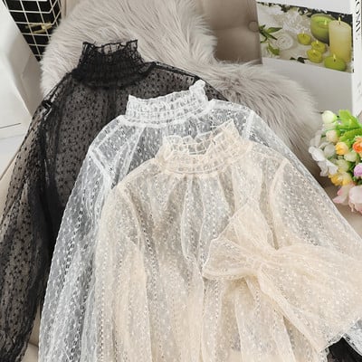 Μοντέρνα γυναικεία δαντελένιαμπλούζα με υψηλό γιακά σε τρία χρώματα