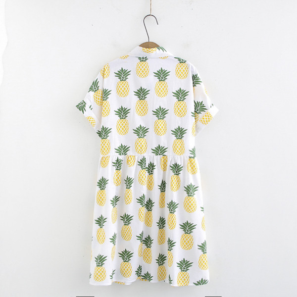 Γυναικείο casual short dress τμε κλασικό γιακά και κοντό μανίκι σε λευκό χρώμα