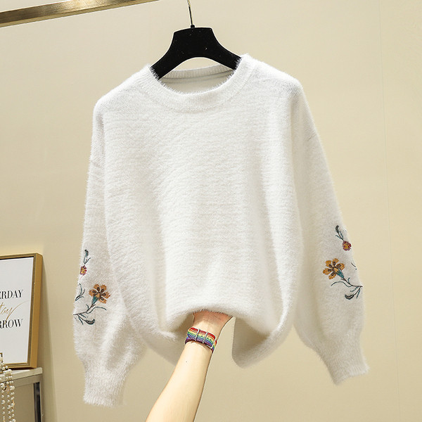 Γυναικεία πουλόβερ με Floral κέντημα σε λευκό και μπεζ χρώμα