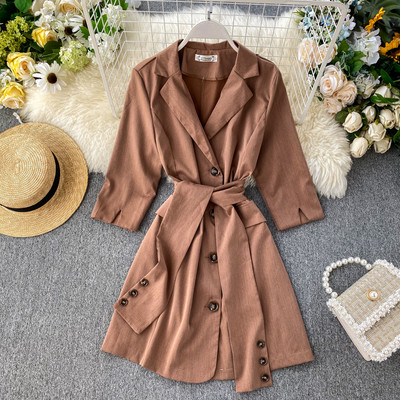 Μοντέρνο γυανιεκίο φόρεμα  με κουμπιά σε διάφορα χρώματα